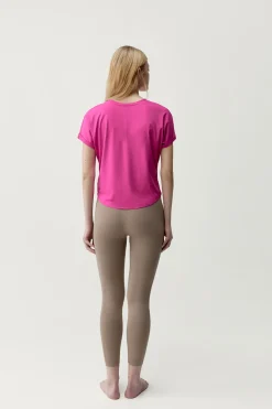 Camiseta deportiva Azami rosa fucsia