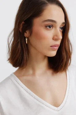 Camiseta escote uve lace