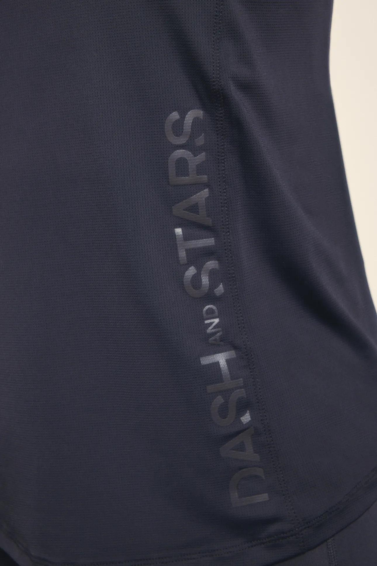 Camiseta microfibra halter negra