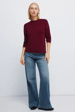 Camiseta punto cortado tachas