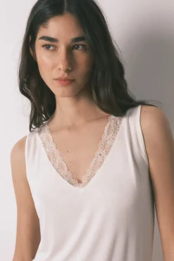 Camiseta punto s&uacute;per suave beige