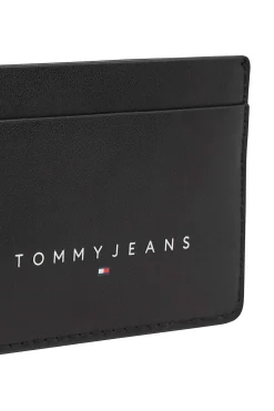 Cartera Tommy Jeans negra con logo bordado
