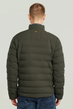 Cazadora acolchada y cierre de cremallera