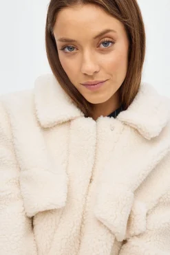 Cazadora Borreguillo Bolsillos