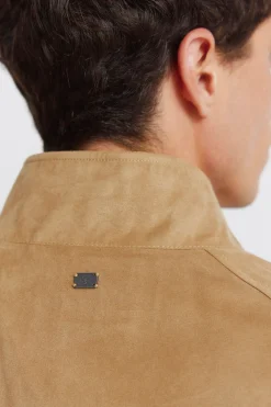 Cazadora efecto ante