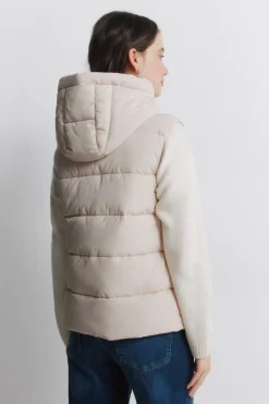 Chaleco acolchado con capucha