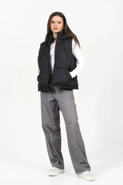 Chaleco acolchado con capucha