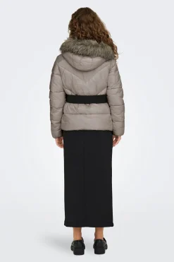 Chaqueta acolchada con capucha