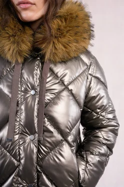 Chaqueta acolchada con capucha