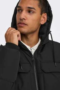 Chaqueta acolchada con capucha