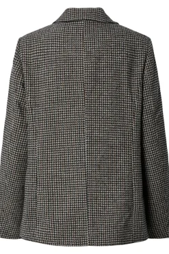 Chaqueta blazer bolsillos