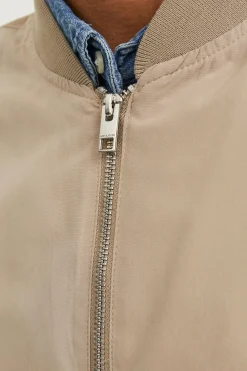 Chaqueta bomber corta