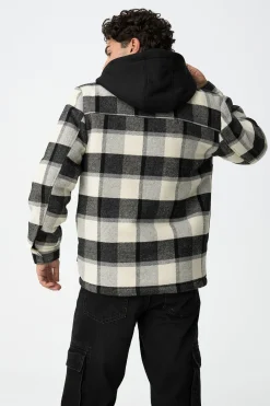 Chaqueta con Capucha