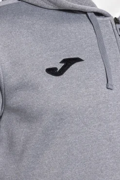 Chaqueta con capucha