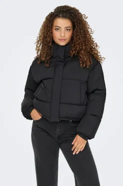 Chaqueta corta acolchada