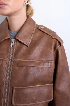 Chaqueta corta biker efecto piel