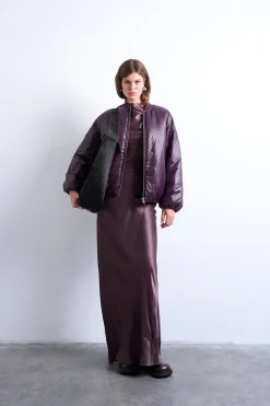 Chaqueta corta de nylon