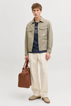 Chaqueta corta de tejido plano