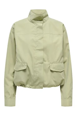 Chaqueta corta ligera