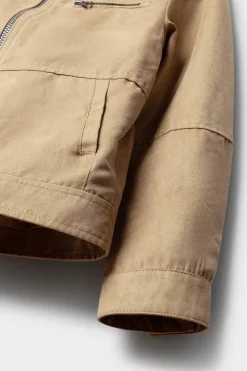 Chaqueta de antelina para ni&ntilde;o.