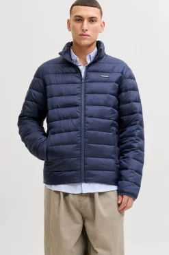 Chaqueta puffer corta