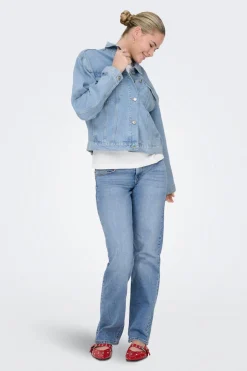 Chaqueta vaquera bolsillos delanteros