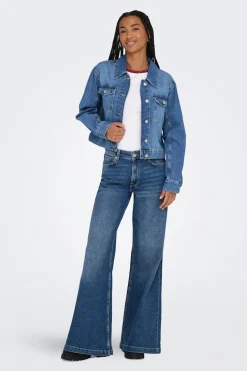 Chaqueta vaquera bolsillos