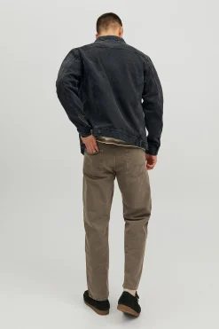 Chaqueta vaquera corta