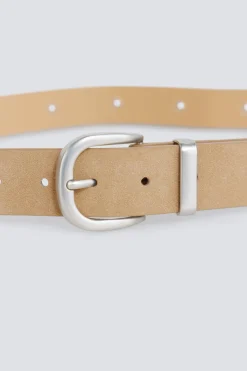 Cintur&oacute;n ante tachas