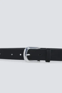 Cintur&oacute;n cenefa tachuelas