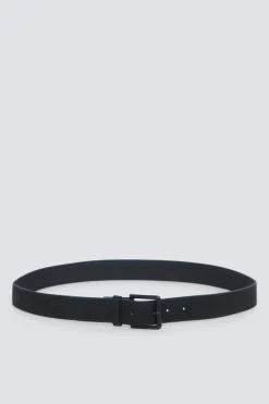 Cintur&oacute;n efecto piel hebilla met&aacute;lica