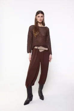 Cintur&oacute;n irregular tachas