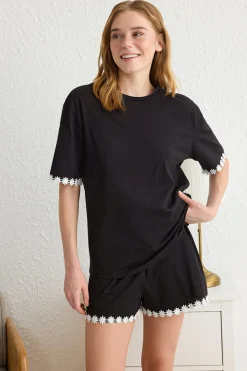 Conjunto de pijama bies flores