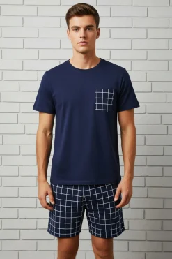 Conjunto de pijama corto cuadros