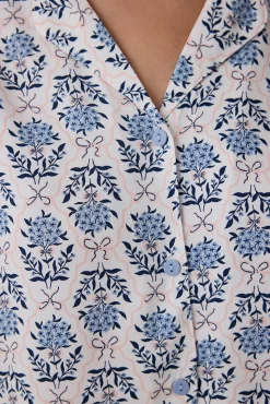 Conjunto de pijama de manga larga con estampado de flores azules