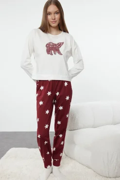 Conjunto de pijama estrellas blanco y rojo