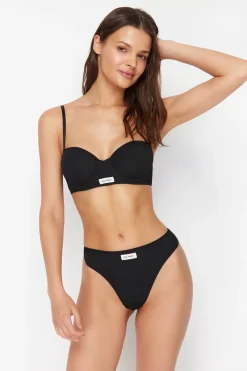 Conjunto de ropa interior canal&eacute;