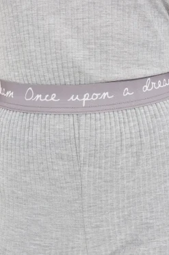 Conjunto pijama canal&eacute; gris