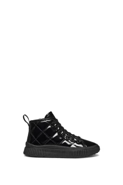 Deportivas efecto charol