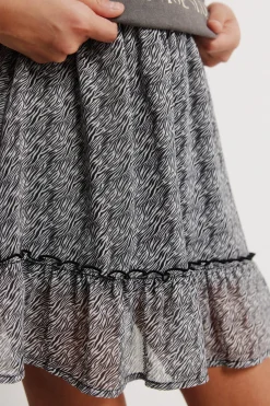 Falda cebra ni&ntilde;a