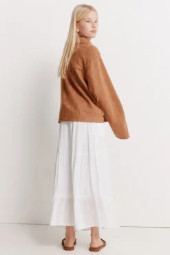 Falda larga ni&ntilde;a