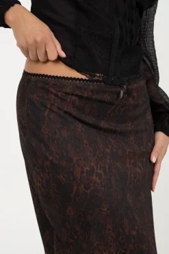 Falda maxi con malla