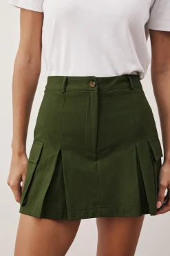 Falda pantal&oacute;n con bolsillos