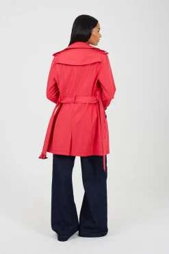 Gabardina con cintur&oacute;n y botones