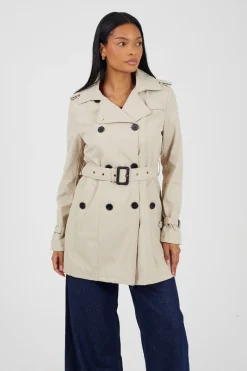 Gabardina con cintur&oacute;n y botones