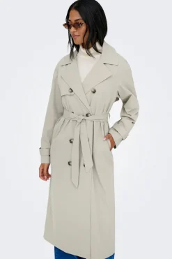 Gabardina larga con cintur&oacute;n