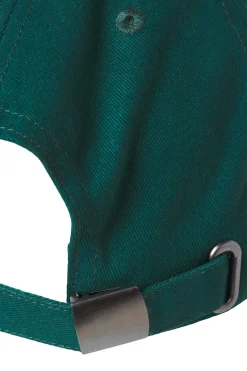 Gorra algod&oacute;n con texto bordado