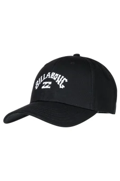 Gorra con ajuste posterior