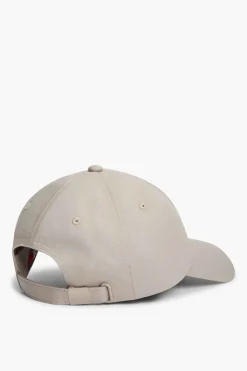 Gorra con bandera frontal