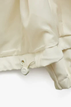 Impermeable efecto cuero